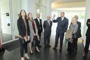 Signatura conveni de col·laboració entre Fundació MACBA i la Fundación AXA [Reportatge fotogràfic acte institucional]