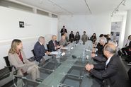 Signatura conveni de col·laboració entre Fundació MACBA i la Fundación AXA [Reportatge fotogràfic acte institucional]