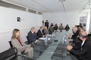 Signatura conveni de col·laboració entre Fundació MACBA i la Fundación AXA [Reportatge fotogràfic acte institucional]