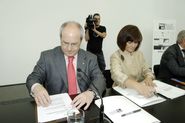 Signatura conveni entre MACBA i Ministeri de Cultura [Reportatge fotogràfic acte institucional]