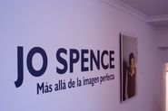 Jo Spence. Més enllà de la imatge perfecta [Reportatge fotogràfic exposició en itinerància]