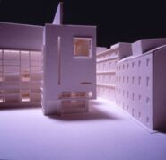 Maqueta avantprojecte edifici MACBA [Reportatge fotogràfic de la construcció de l'edifici MACBA]