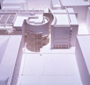 Maqueta avantprojecte edifici MACBA [Reportatge fotogràfic de la construcció de l'edifici MACBA]