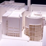 Maqueta avantprojecte edifici MACBA [Reportatge fotogràfic de la construcció de l'edifici MACBA]