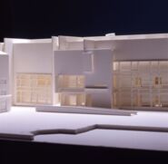 Maqueta avantprojecte edifici MACBA [Reportatge fotogràfic de la construcció de l'edifici MACBA]