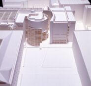 Maqueta avantprojecte edifici MACBA [Reportatge fotogràfic de la construcció de l'edifici MACBA]