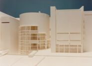 Maqueta avantprojecte edifici MACBA [Reportatge fotogràfic de la construcció de l'edifici MACBA]