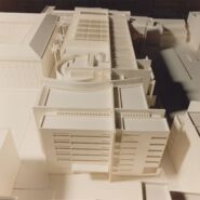 Maqueta avantprojecte edifici MACBA [Reportatge fotogràfic de la construcció de l'edifici MACBA]