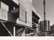 Construcció edifici MACBA [Reportatge fotogràfic de la construcció de l'edifici MACBA]