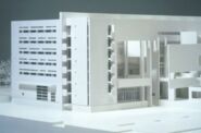 Maqueta projecte edifici MACBA [Reportatge fotogràfic de la construcció de l'edifici MACBA]