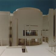 Maqueta projecte edifici MACBA [Reportatge fotogràfic de la construcció de l'edifici MACBA]