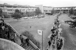 Universitat Autònoma de Barcelona, 1985 [Sèrie 35 mm - Pas Universal]